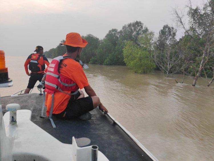 Tarmisi Nelayan Bangko Rohil Diterkam Buaya di Sungai Rokan, Tim SAR Gabungan Masih Cari Korban