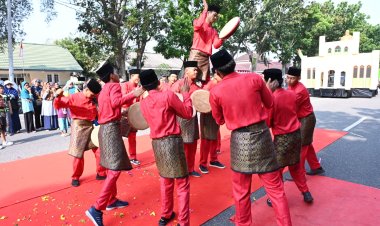 Bengkalis Ikuti Pawai Budaya HUT Provinsi Riau ke -68