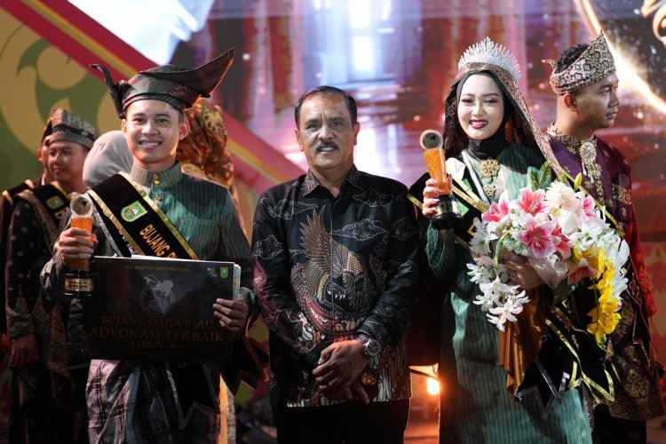 Bupati Bengkalis Kasmarni Bangga Diajeng Arta Anenda Dinobatkan Jadi Dara Riau 2025