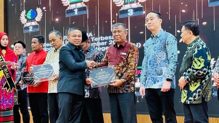 PT Arara Abadi Raih Riau Invesment Award dari Pemprov Riau