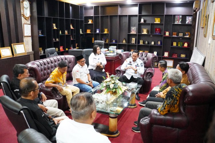 KPU Riau dan Kesbangpol Bahas Hibah Mon pemilihan dan Penguatan Pendidikan Pemilih