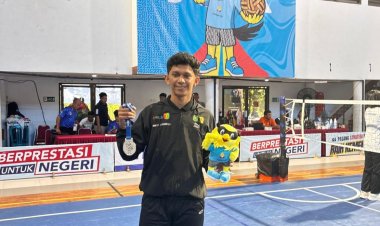 POMNAS 2025 di Semarang, Tiga Mahasiswa Riau Sumbang Medali Perak Sepak Takraw Beregu Putra