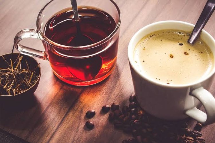 Studi: Minum Kopi atau Teh Sesudah Bangun Tidur Bisa Menaikkan Mood