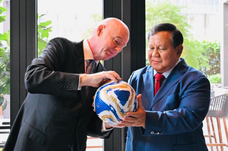 Presiden RI Prabowo Subianto Bertemu Presiden FIFA Gianni Infantino, Komitmen Bersama Majukan Sepak Bola Indonesia