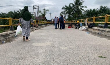 Jembatan Sungai Rokan di Ujung Batu Hanya Boleh Dilintasi Sepeda Motor dan Mobil Kecil, Masih Uji Coba Dua Pekan