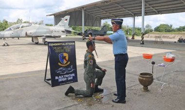 Lettu Pnb M Fardo Vanditya Leozon Berhasil Tuntaskan Terbang Solo Perdana, Lanud Rsn Pekanbaru Lahirkan Penerbang Tempur Muda