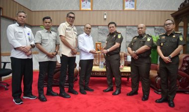 Ketua DPRD Riau Dapat Kunjungan Silaturahmi Kajati Riau, Perkuat Kelembagaan, Singgung TNTN