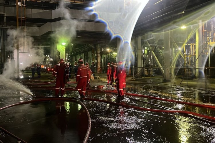 Kilang Pertamina Dumai Terbakar, Polda Riau Kirim Tim Laboratorium Forensik dan Ditreskrimsus ke TKP
