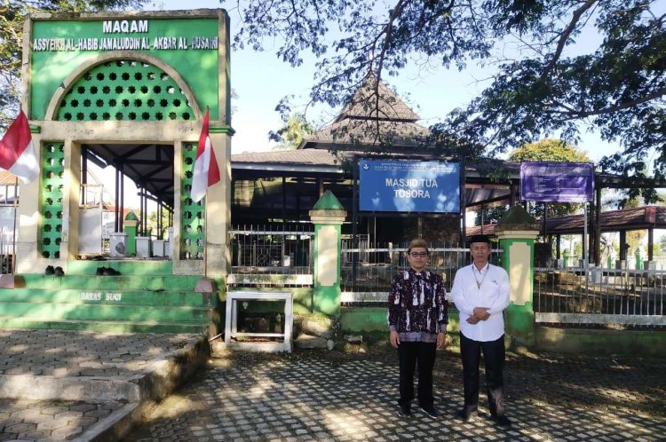 Peserta Musabaqah Qiraatil Kutub Diajak Ziarah ke Makam Syekh Jamaluddin al-Akbar Penyiar Islam di Wajo