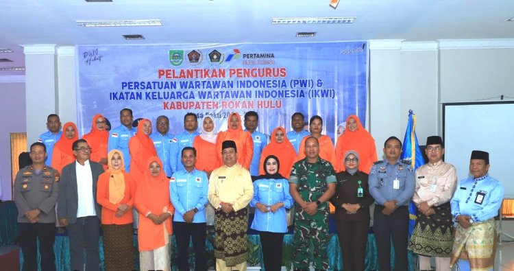 Wabup Rohul Hadiri Pelantikan Pengurus PWI Rohul 2024–2027, Komitmen Bersama Membangun Negeri