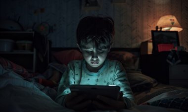 Batas Aman Scrolling Medsos Buat Sobat Gen Z Biar Nggak Kena 'Brain Rot'