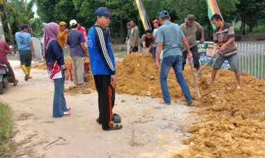 Warga Kompak Goro, Siapkan Jalan Mawar untuk Program Semenisasi Pemko Pekanbaru