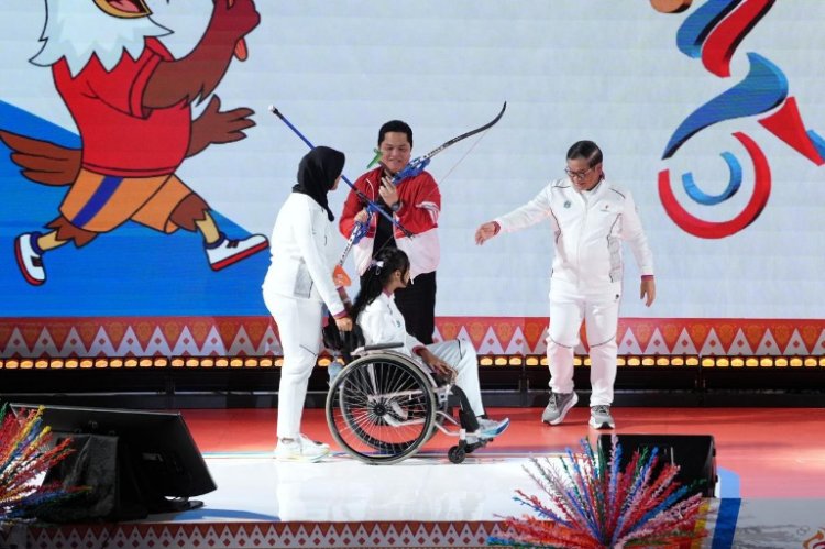 DKI Jakarta Juara Umum Popnas XVII 2025, Kevin Andrian Atlet Angkat Besi Riau Pecahkan Rekor Baru