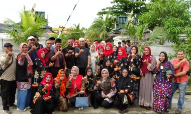 Bupati Herman Lepas Bantuan untuk Korban Musibah Sumbar, IKMR Inhil Kumpulkan Dana Rp260 Juta