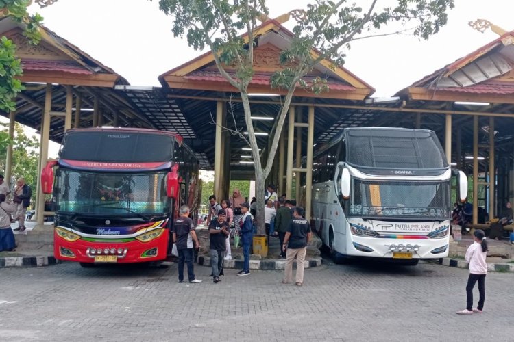 Aktivitas di Terminal Bandar Raya Payung Sekaki Masih Normal Jelang Nataru 2025