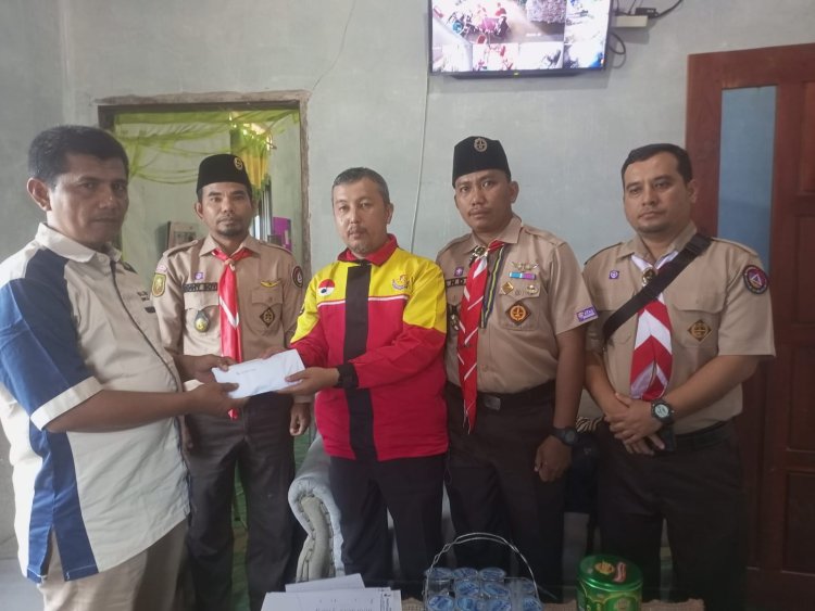 Kwarcab Pekanbaru Salurkan Donasi Bumbung Kemanusiaan untuk Korban Galodo Agam