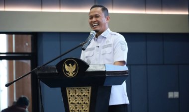 2025 Pekanbaru Cetak Rekor PAD Rp1,170 Triliun, Agung Nugroho-Markarius Anwar Tuntaskan Tunda Bayar Rp400 Miliar