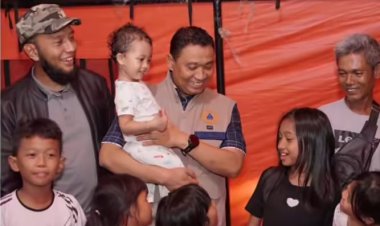 17 KK Warga Kelurahan Meranti Pandak Terdampak Banjir Luapan Sungai Siak Terpaksa Mengungsi ke Tenda Penampungan