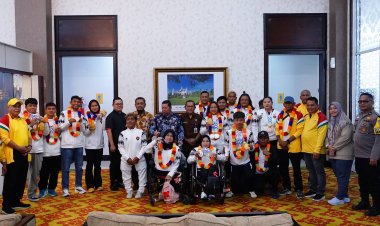 Asisten I Setdaprov Zulkifli Syukur Sambut Atlet Riau Peserta ASEAN Para Games 2025 Thailand, Bawa Pulang 48 Medali