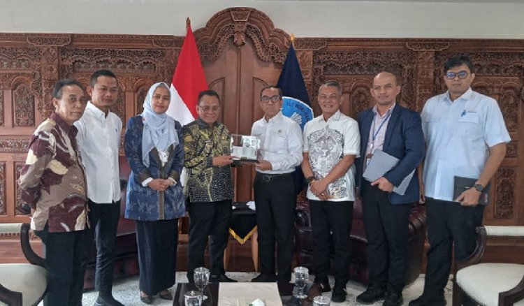 Karmila Sari dan Bupati Bistamam Usulkan Sekolah Garuda di Rohil, Mendiktisaintek Beri Apresiasi