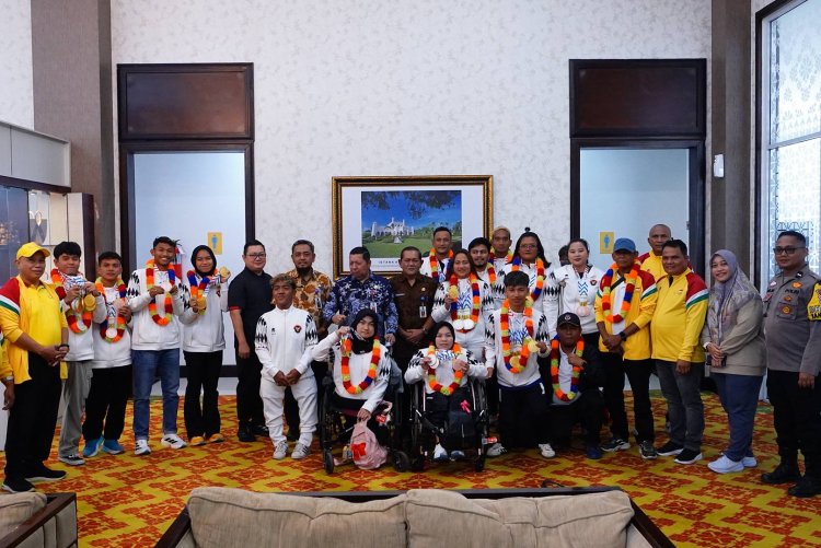 Asisten I Setdaprov Zulkifli Syukur Sambut Atlet Riau Peserta ASEAN Para Games 2025 Thailand, Bawa Pulang 48 Medali
