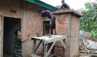 Sarianis Bersyukur Rumahnya Jadi Hunian Aman dan Nyaman, Satgas TMMD ke-127 Kodim 0301/Pekanbaru dan Warga Tetap Semangat di Bulan Ramadan