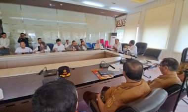 Bupati Pelalawan Zukri Bahas Penanganan Banjir Sungai Kampar Bersama BWS Sumatera III, Pelebaran Sungai hingga Tanam Pohon