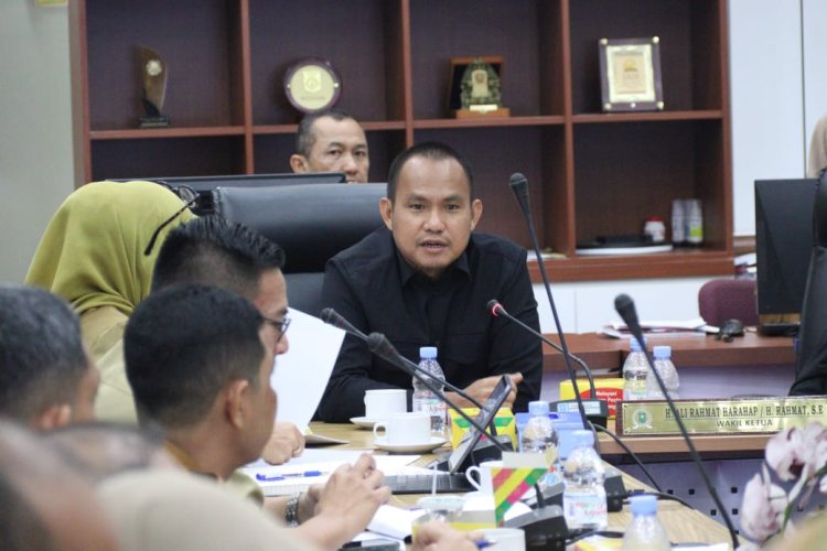 Pansus Optimalisasi Pendapatan Daerah RDP dengan Bapenda Riau, Nur Azmi Soroti PBBKB