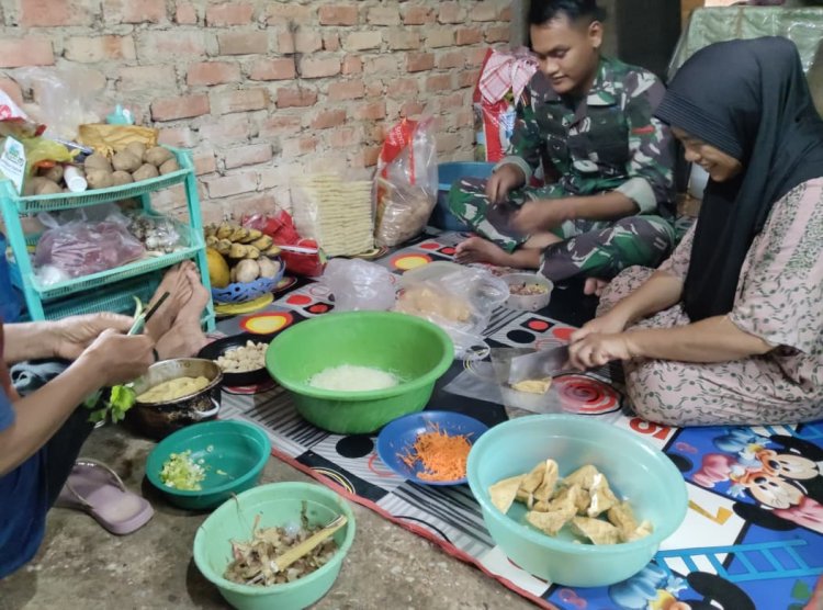 Satgas TMMD Ke-127 Kodim 0301/Pekanbaru Bantu Siapkan Takjil, Hangatkan Ramadhan di Kelurahan Tuah Negeri
