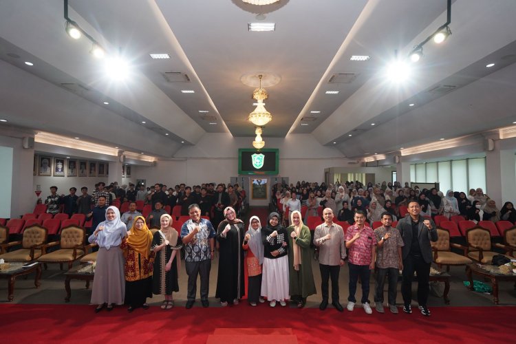 Kolaborasi UIR dan The Chicago School Amerika Serikat Gelar Kuliah Umum, Bahas Perilaku Gen Z