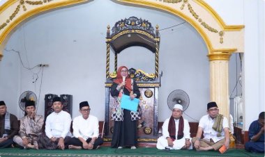 Wakil Bupati Kampar Safari Ramadan di Desa Bukit Kemuning, Ajak Berzakat dan Sedekah