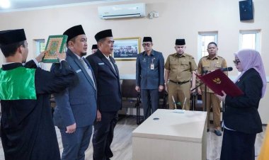 Wabup Kampar Lantik Pejabat Administrator, Perkuat Struktur Pemerintah