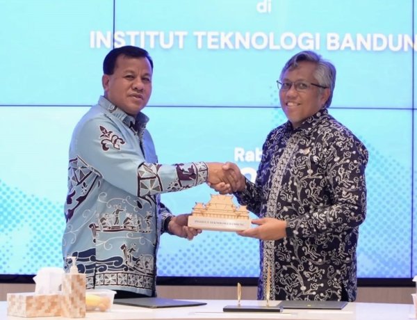 Suhardiman Amby: Dari Tepi Sungai Kuantan, Anak Desa yang Kini Nakhodai Kuansing