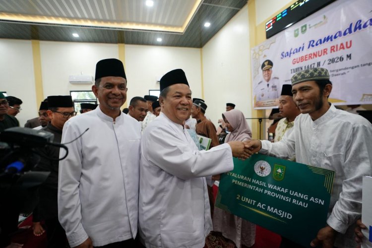 Safari Ramadan di Masjid Nurhidayah Bengkalis, Warga Desa Muara Basung Antusias Sambut Plt Gubernur Riau SF Hariyanto