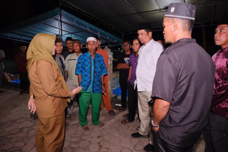 Tempuh Jalan Tanah Berdebu di Pedalaman Kecamatan Sungai Mandau, Bupati Siak Jemput Aspirasi