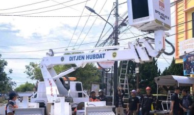 Pemko Pekanbaru Tertibkan Kabel Fiber Optik, Satgas Akan Tindak Tegas Kabel yang Ganggu Jalan