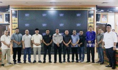Terima Kunjungan Bupati Kuansing, Wakil Ketua DPRD Riau Budiman Lubis: Kondisi Keuangan Pemprov Belum Stabil