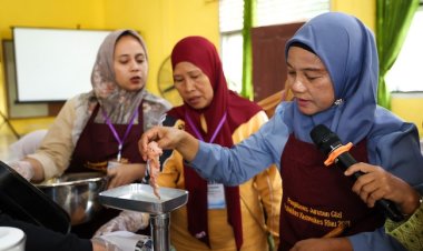 PTPN IV Regional III Gandeng Dinas Perikanan Kabupaten Kampar, Gelar Pelatihan Budidaya dan Pengolahan Lele