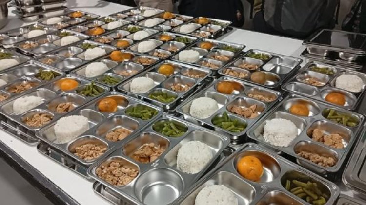 Ratusan Dapur MBG Dihentikan Sementara, Menu Tak layak Konsumsi Hingga Masalah Kebersihan