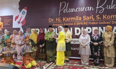 Karmila Sari Luncurkan Buku Perempuan di Pentas Politik, Jadi Ruang Refleksi Politik Perempuan