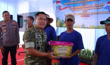 Hadiri Panen Jagung Serentak di Pekanbaru, Pangdam XIX Tuanku Tambusai: Ketahanan Pangan Bagian Penting dari Ketahanan Negara