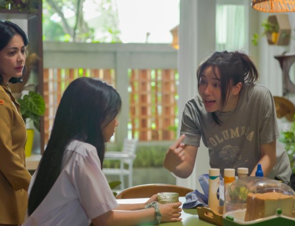 Sold Out di Mana-Mana, Film Yang Lain Boleh Hilang Asal Kau Jangan Gelar Nonton Duluan di 40 Kota Seluruh Indonesia