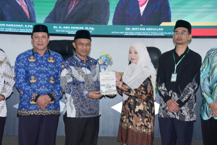 Wabup Bagus Santoso Buka Seminar Internasional di Kampus IAIN Datuk Laksamana Bengkalis, Ajak Perkuat  Bahasa Arab