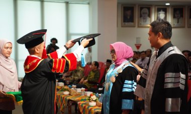 UIR Kukuhkan Dua Guru Besar Bidang Pemasaran Bisnis dan Kecerdasan Buatan