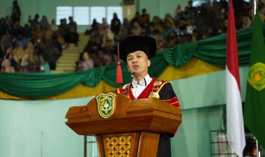 UIR Kukuhkan 1.443 Wisudawan, Cetak 84.061 Alumni