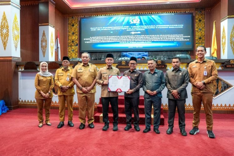 DPRD Pekanbaru Sahkan Perda SOTK, Setujui Penambahan Dua OPD Baru