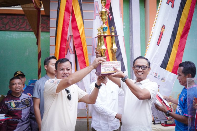 Pacu Jalur Rayon I Inuman Ditutup, Bupati Kuansing Targetkan Dongkrak Ekonomi UMKM