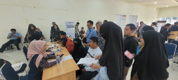BRI BO Perawang Bersama Kanwil Ditjen Imigrasi Riau dan PT IKPP Gelar Layanan Pembuatan Paspor bagi 700 Pekerja dan Keluarga