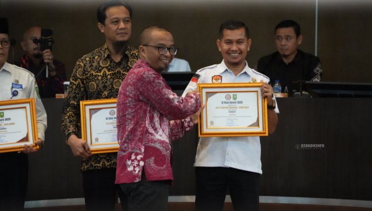 PPID Rohul Boyong Tiga Penghargaan di KI Award Riau 2025