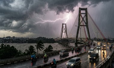 Prakiraan Cuaca Riau 17 Juli 2026, Peringatan Dini BMKG Waspada Hujan Lebat Disertai Petir dan Angin Kencang Sore dan Malam Hari